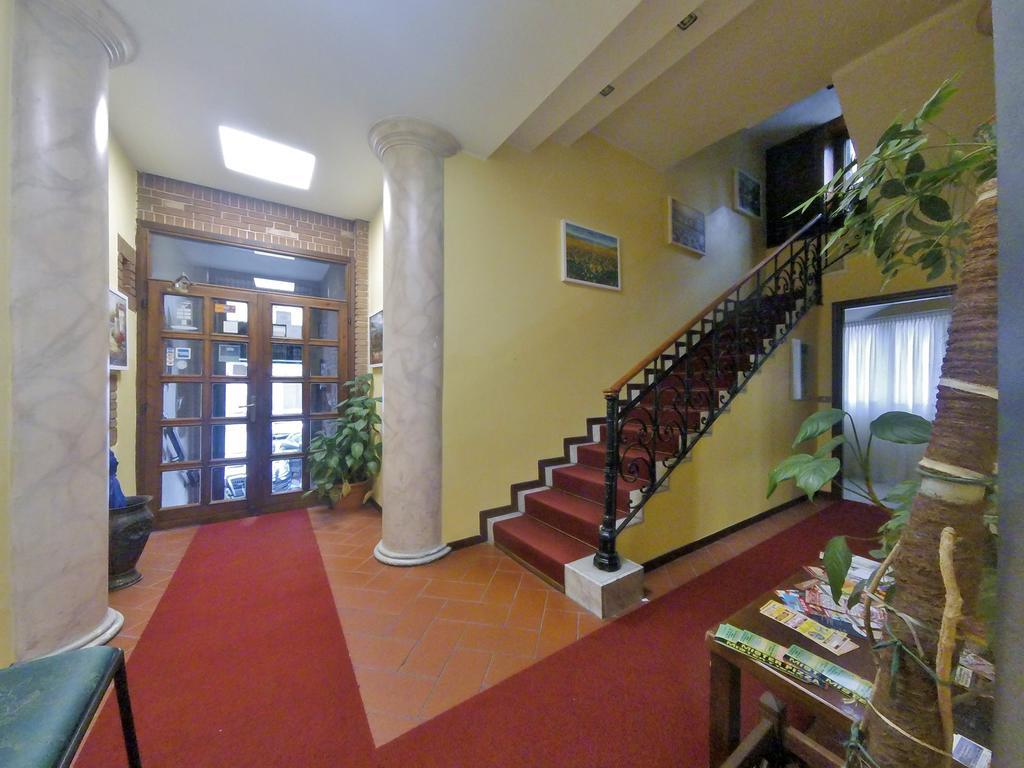 Hotel Trentina Milano Exteriör bild