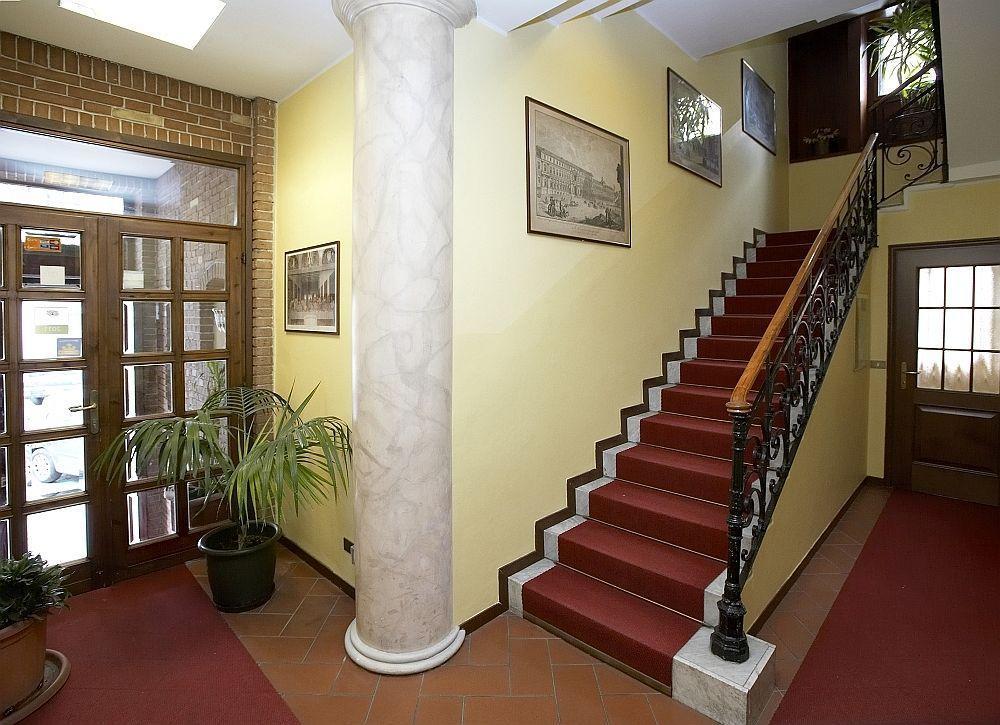 Hotel Trentina Milano Exteriör bild